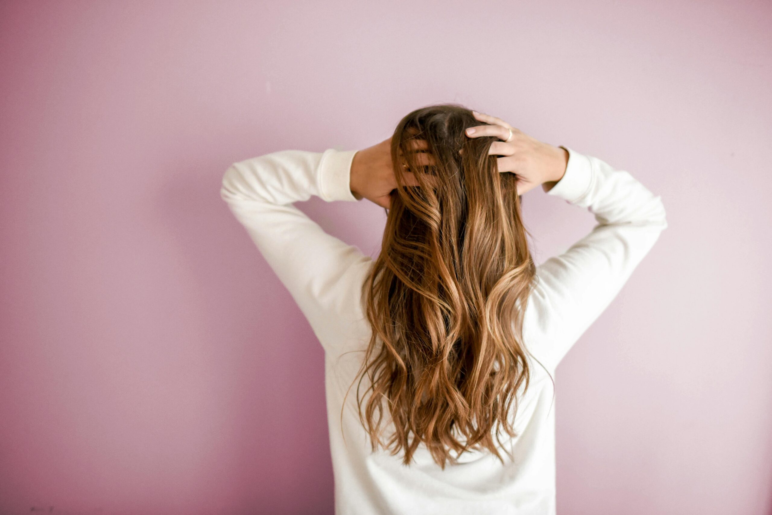 Hair Fall Causes and Treatments: A Complete Home Guide
